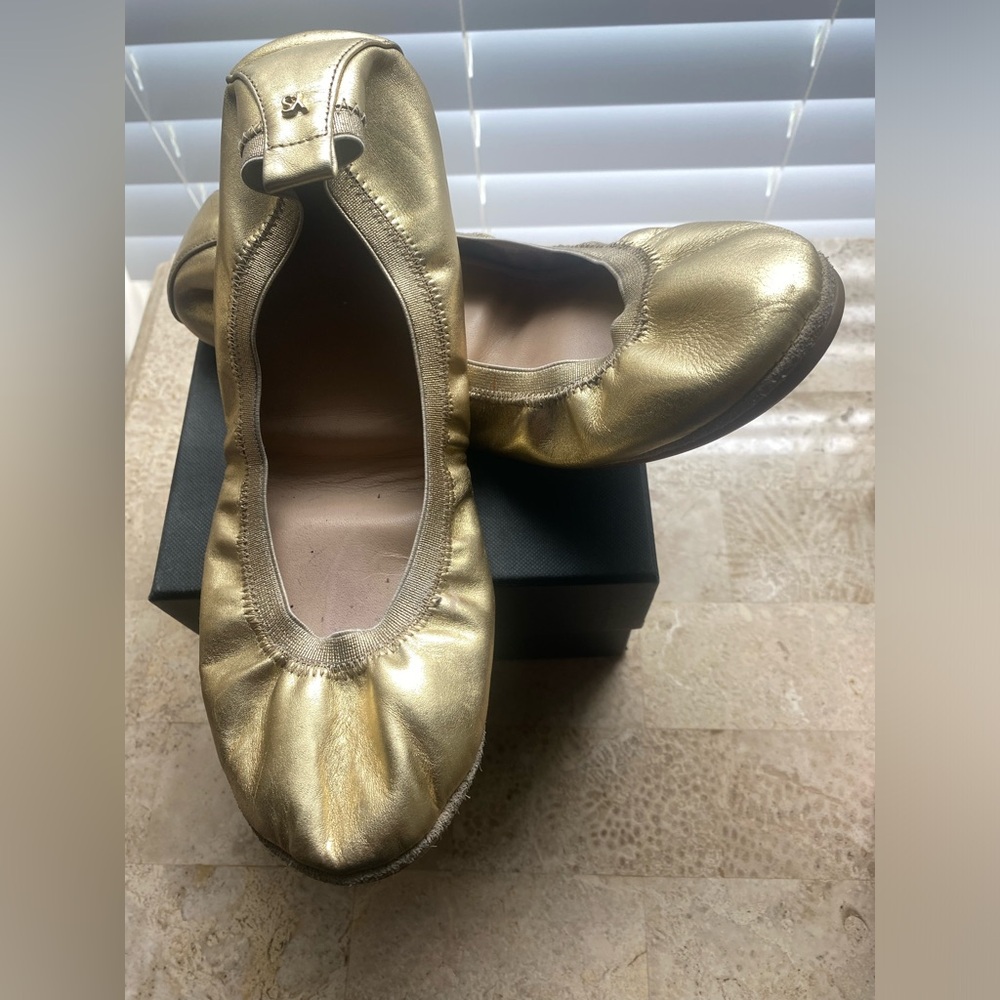 Yosi Samra metallic Gold leather (Samara) flats size 9